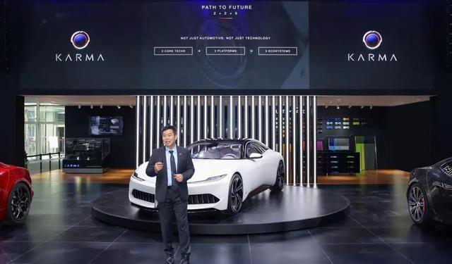 巴萨新赛季阵容出炉！_1