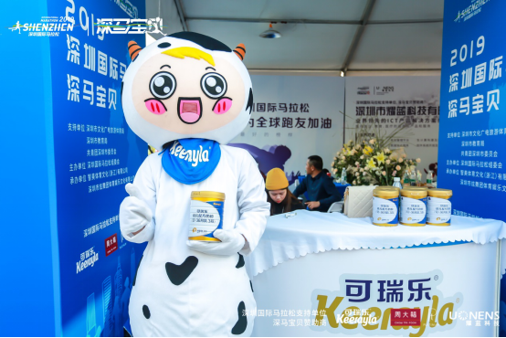 巴萨与阿贾克斯联手:共同推动足球发展 巴萨与阿贾克斯联手:共同推动足球发展
