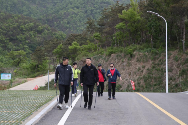 超杯重播:经典之战,皇马巴萨再度争锋 超杯重播:经典之战,皇马巴萨再度争锋