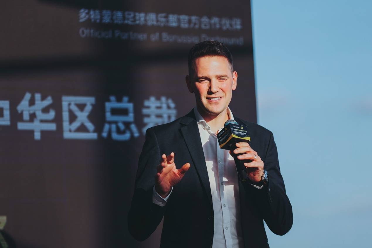 经典对决：2018皇马VS巴萨，充满激情的比赛全程！