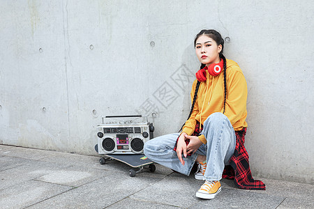 穆里尼奥敲定三后腰战术破解巴萨 穆里尼奥敲定三后腰战术破解巴萨