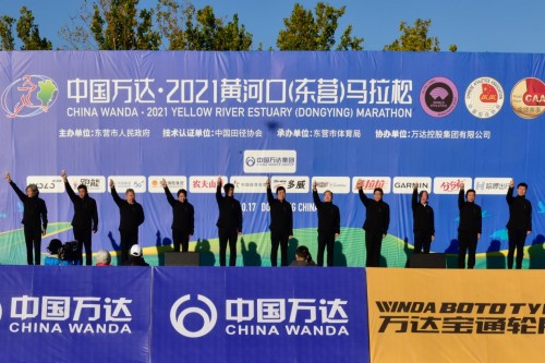 曼联vs瓦伦西亚:关键比赛揭开战幕 曼联vs瓦伦西亚:关键比赛揭开战幕