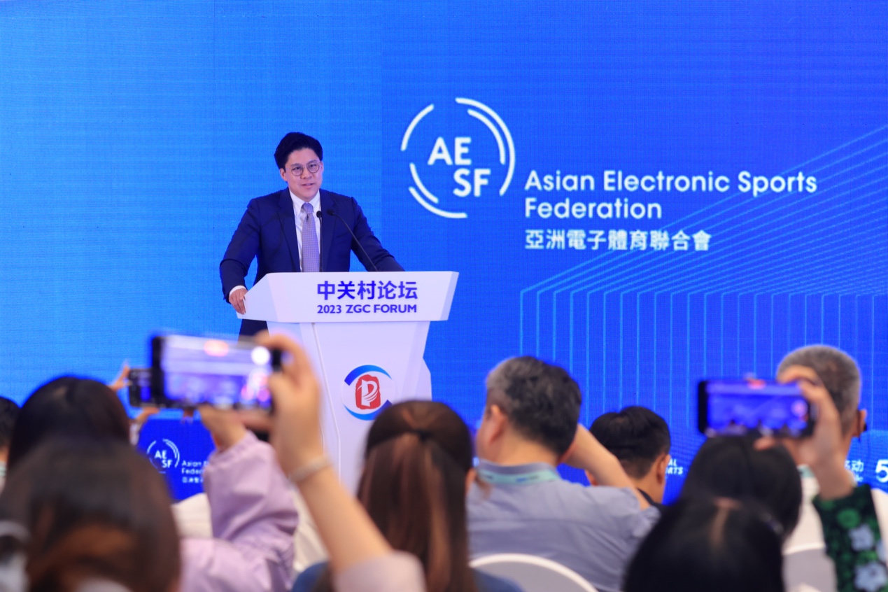 梅西亮相迈阿密:魔术师闪耀美国城市! 梅西亮相迈阿密:魔术师闪耀美国城市!