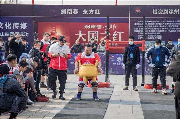 梅西国际首秀:巴塞罗那传奇迎来迈阿密表演 梅西国际首秀:巴塞罗那传奇迎来迈阿密表演