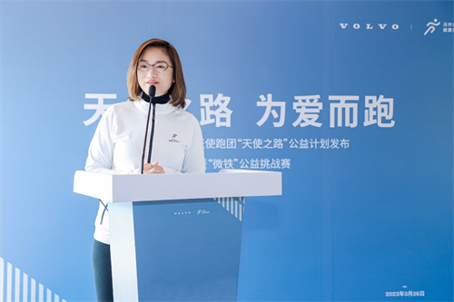 Gay2022体育生视频热度爆棚，引领体育界新风潮！