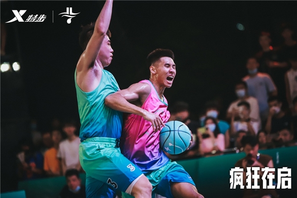 曼联击败对手，取得胜利