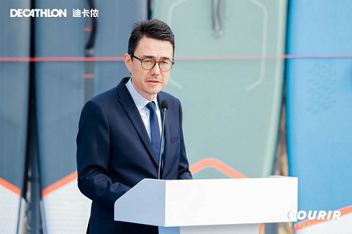 曼联vs年轻人:重要欧冠对决 曼联vs年轻人:重要欧冠对决