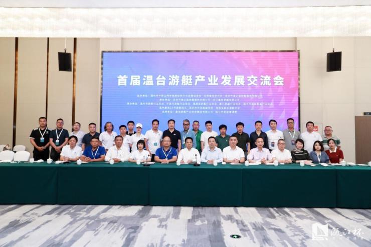 巴萨新赛季10号球衣发售，引发球迷狂热购买